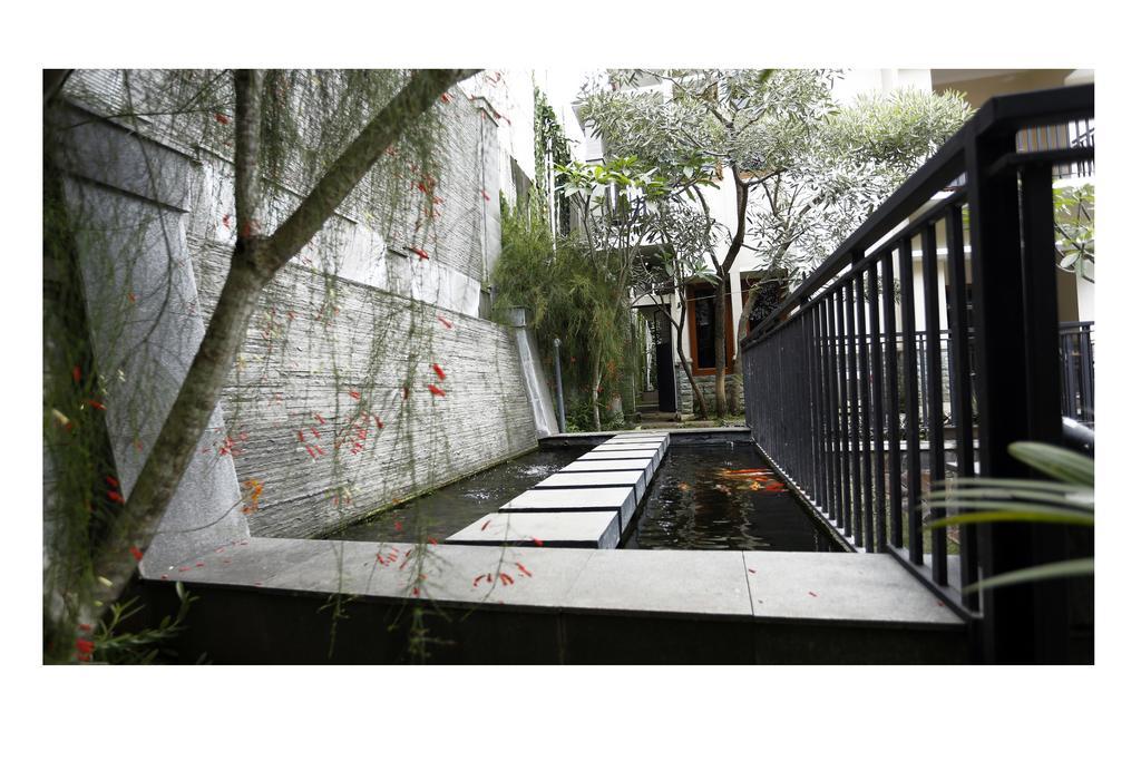 Kuldesak Villas Bandung Exteriör bild